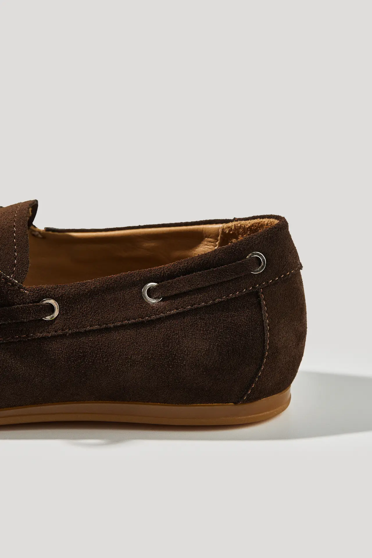 Топсайдери шоколадні замшеві