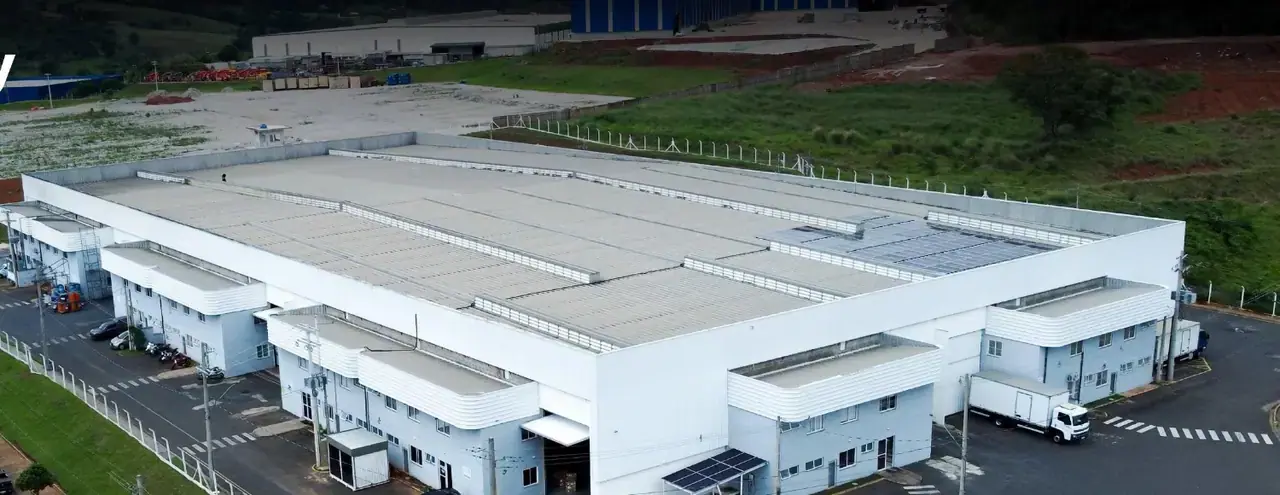 Vista aérea do complexo industrial Energy Source em São João da Boa Vista