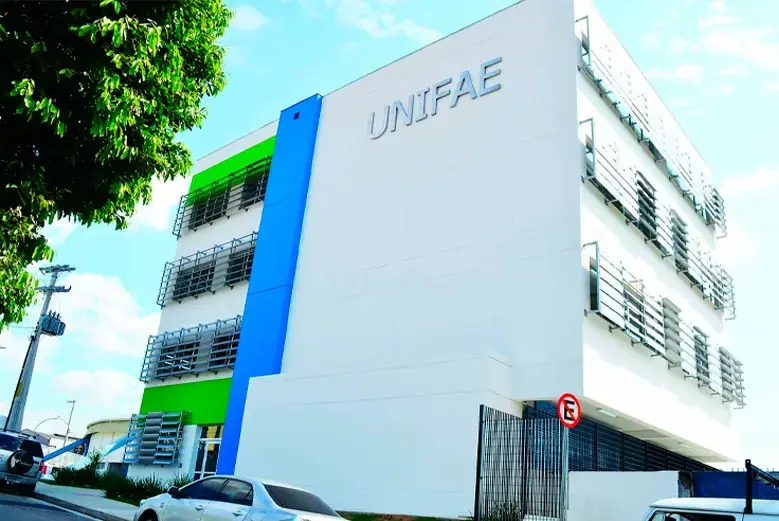UNIFAE fecha parceria com Energy Source.