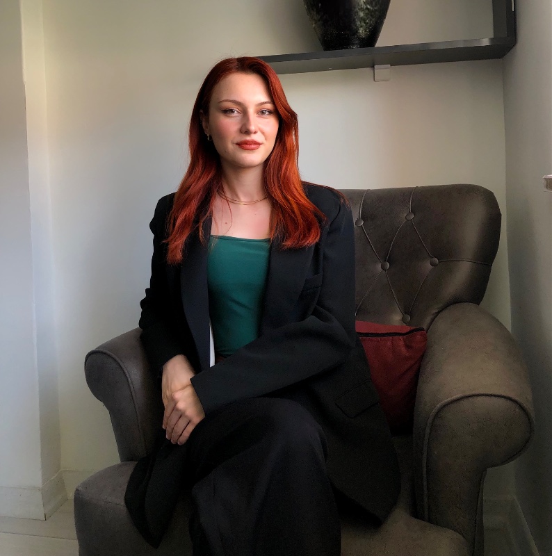 Sena Akova