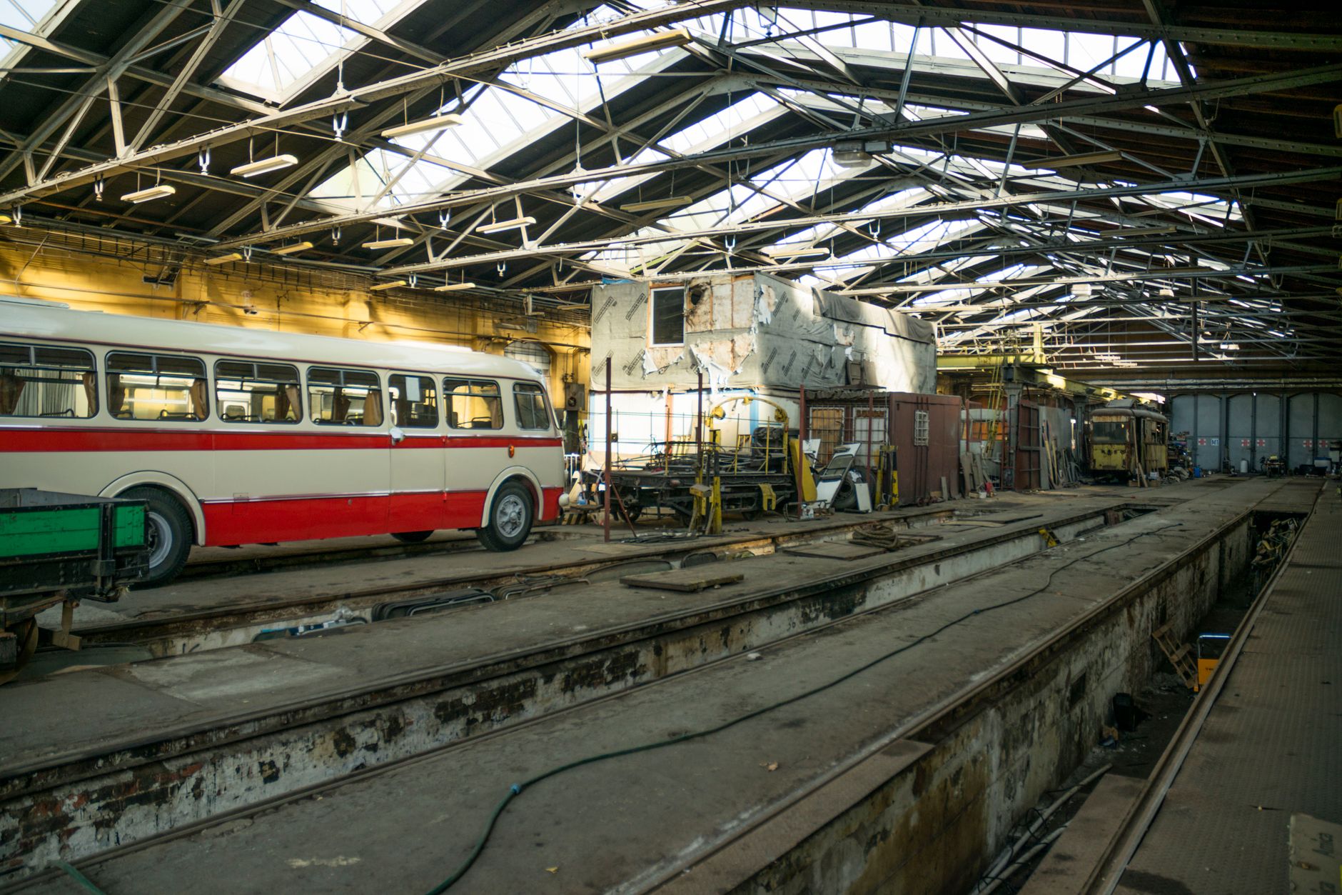 Mitigating Risks in Alternative-Fuel Fleet Maintenance: Lessons from the Alberta Bus Explosion