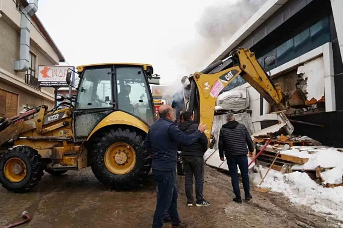 Fatal Explosion at Furniture Manufacturing Plant in Erzurum, Türkiye