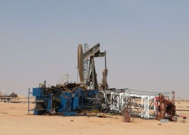 [7] Workover Unit tipped over while Raising Mast