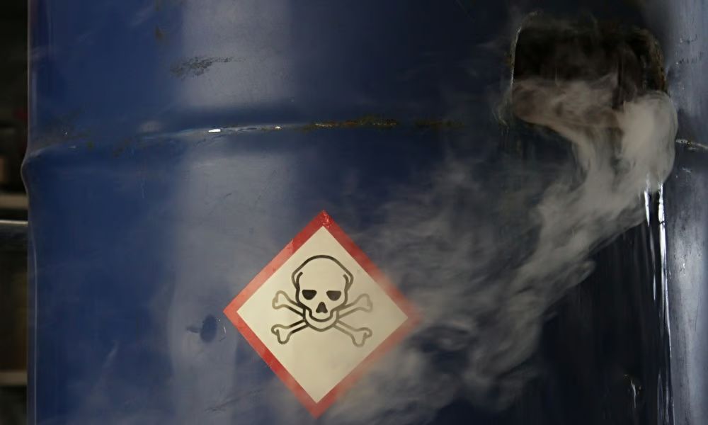 Worker Dies From Toxic Vapors