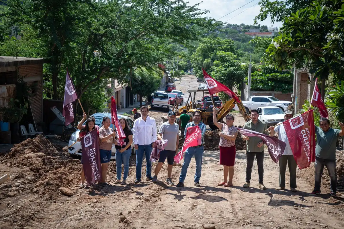 Inician trabajos de pavimentación en la colonia El Mirador
