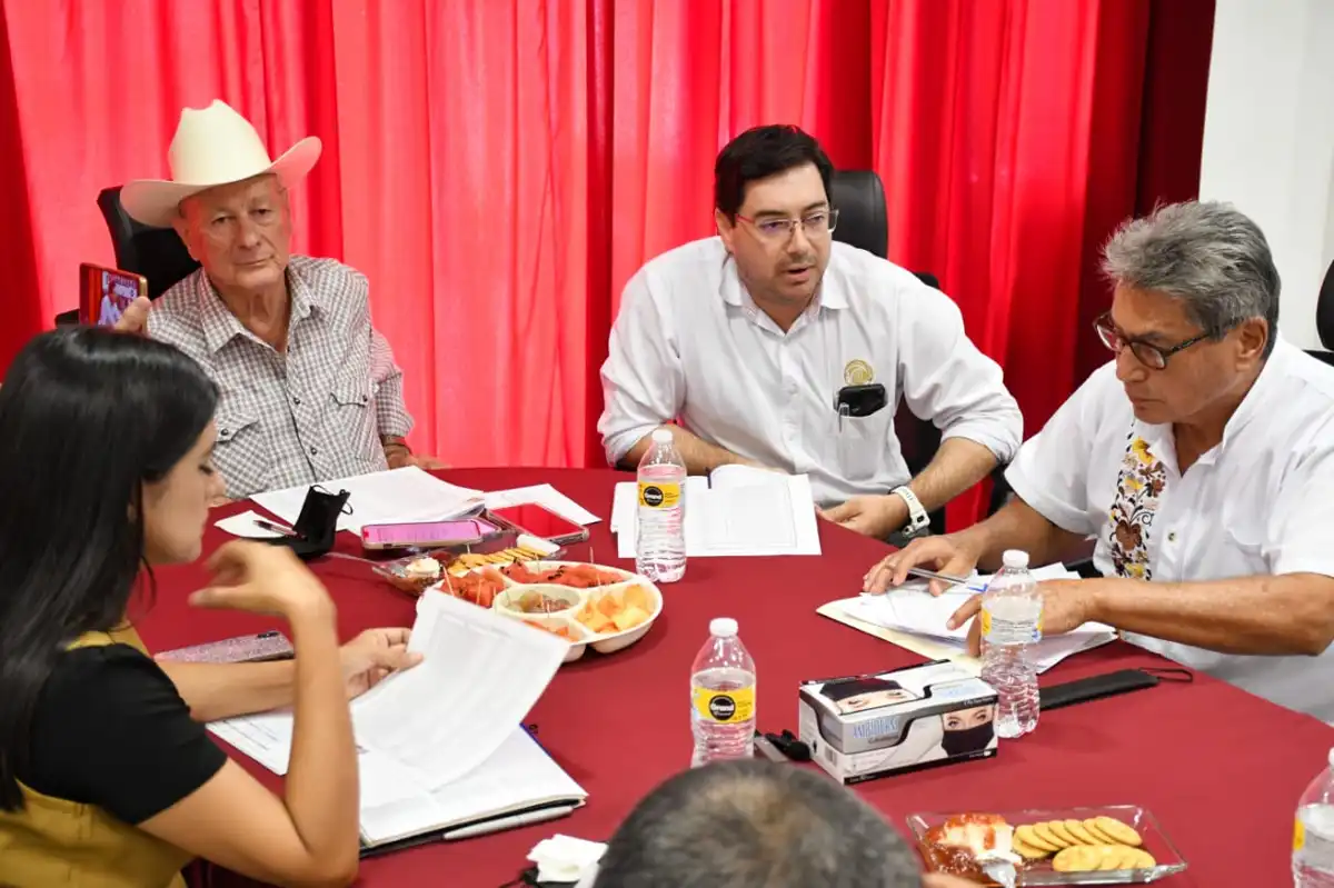 Aprueban la ejecución de 32 importantes obras en comunidades