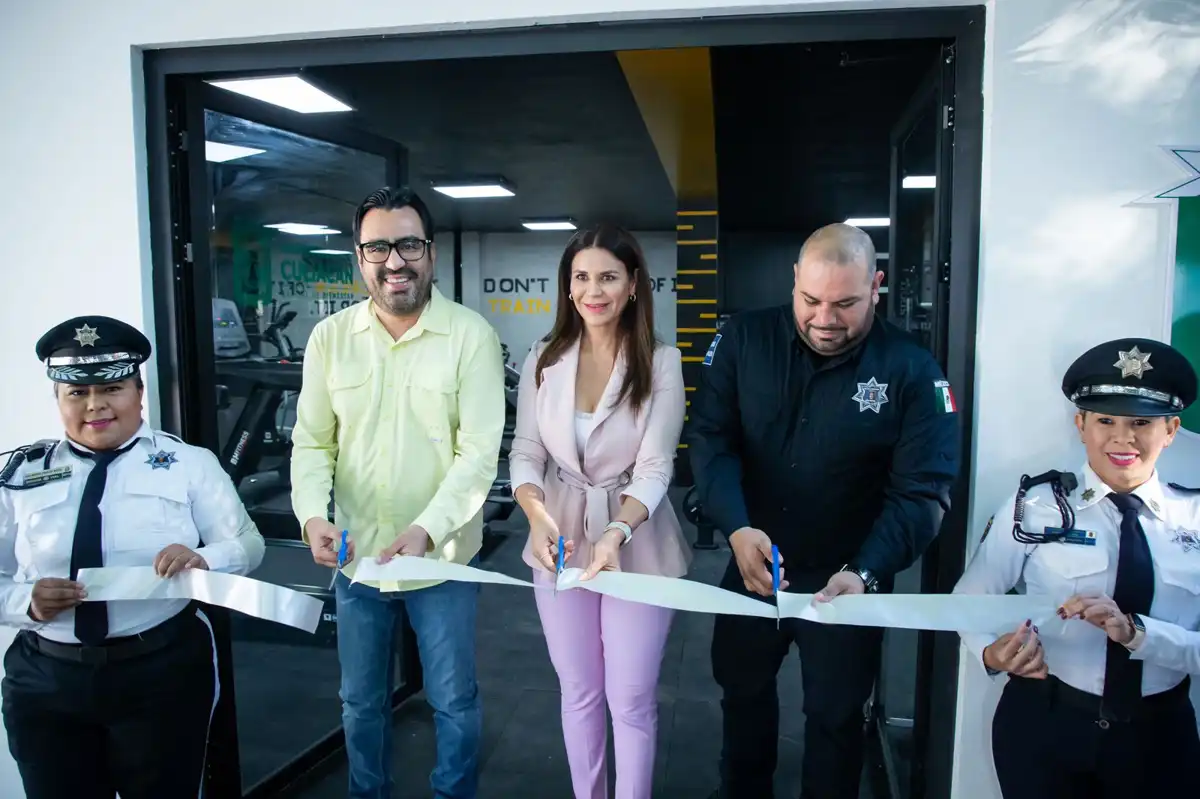 Juan de Dios Gámez entrega Gimnasio Equipado para Elementos de la Secretaría de Seguridad Pública y Tránsito Municipal