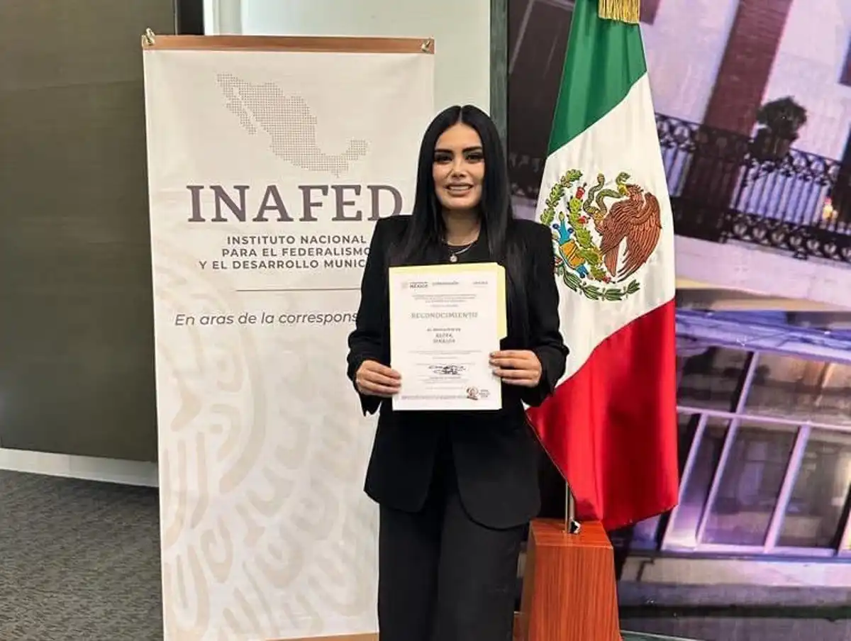 Ana Karen Val recibe el reconocimiento del 1er Lugar Estatal de la Guía de Desempeño Municipal 2023
