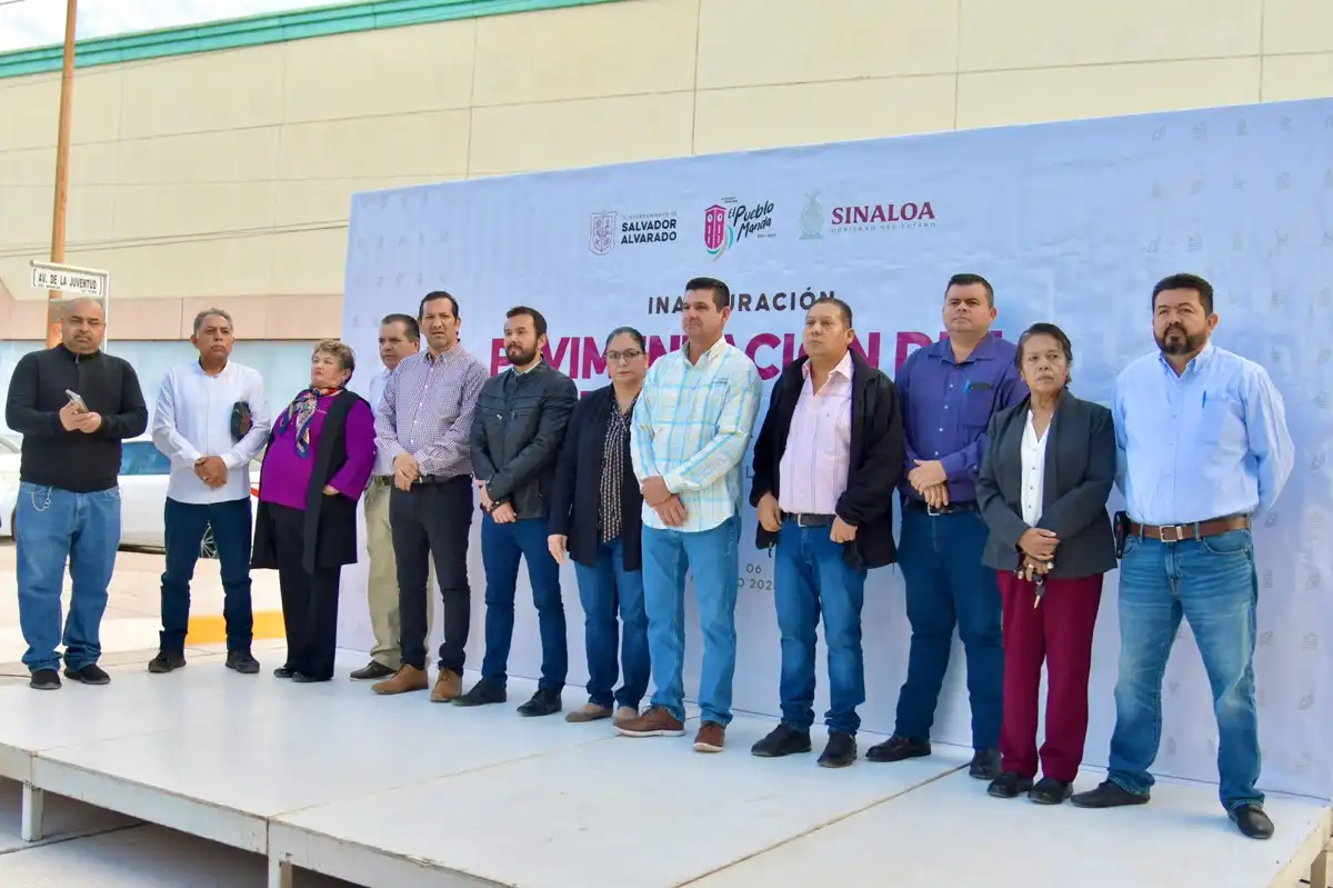 Armando Camacho inaugura pavimentación de la avenida de la Juventud