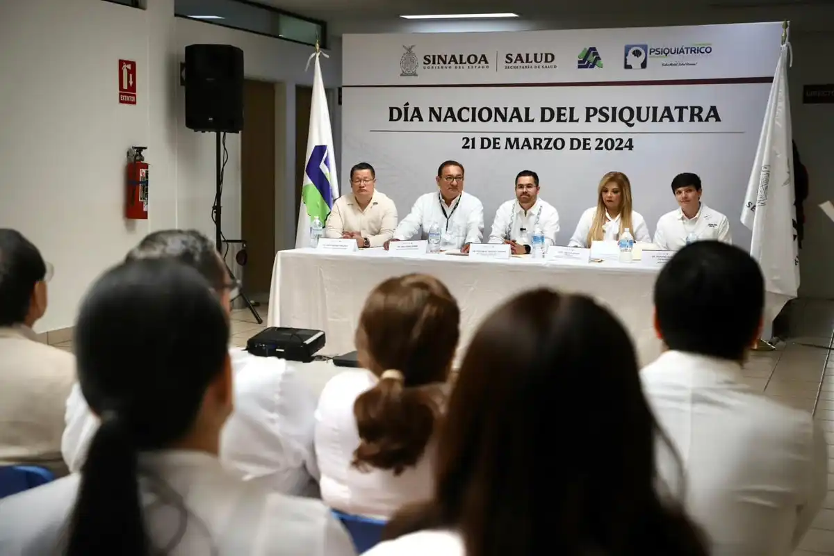 Entregan reconocimientos en el marco del Día del Psiquiatra