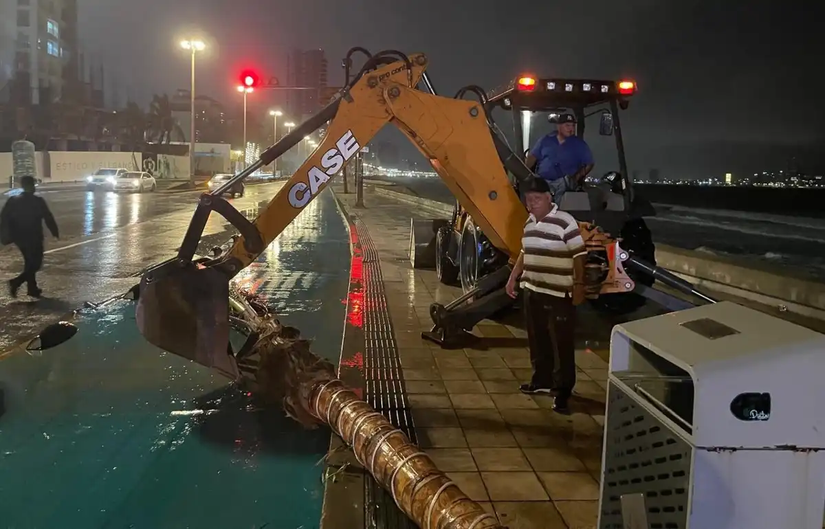 Atiende Gobierno de Mazatlán 45 reportes derivados de las lluvias registradas el jueves