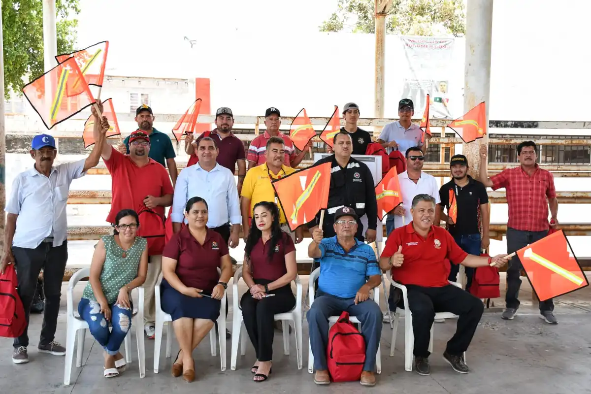 Integran brigadas comunitarias para prevenir daños por fenómenos naturales