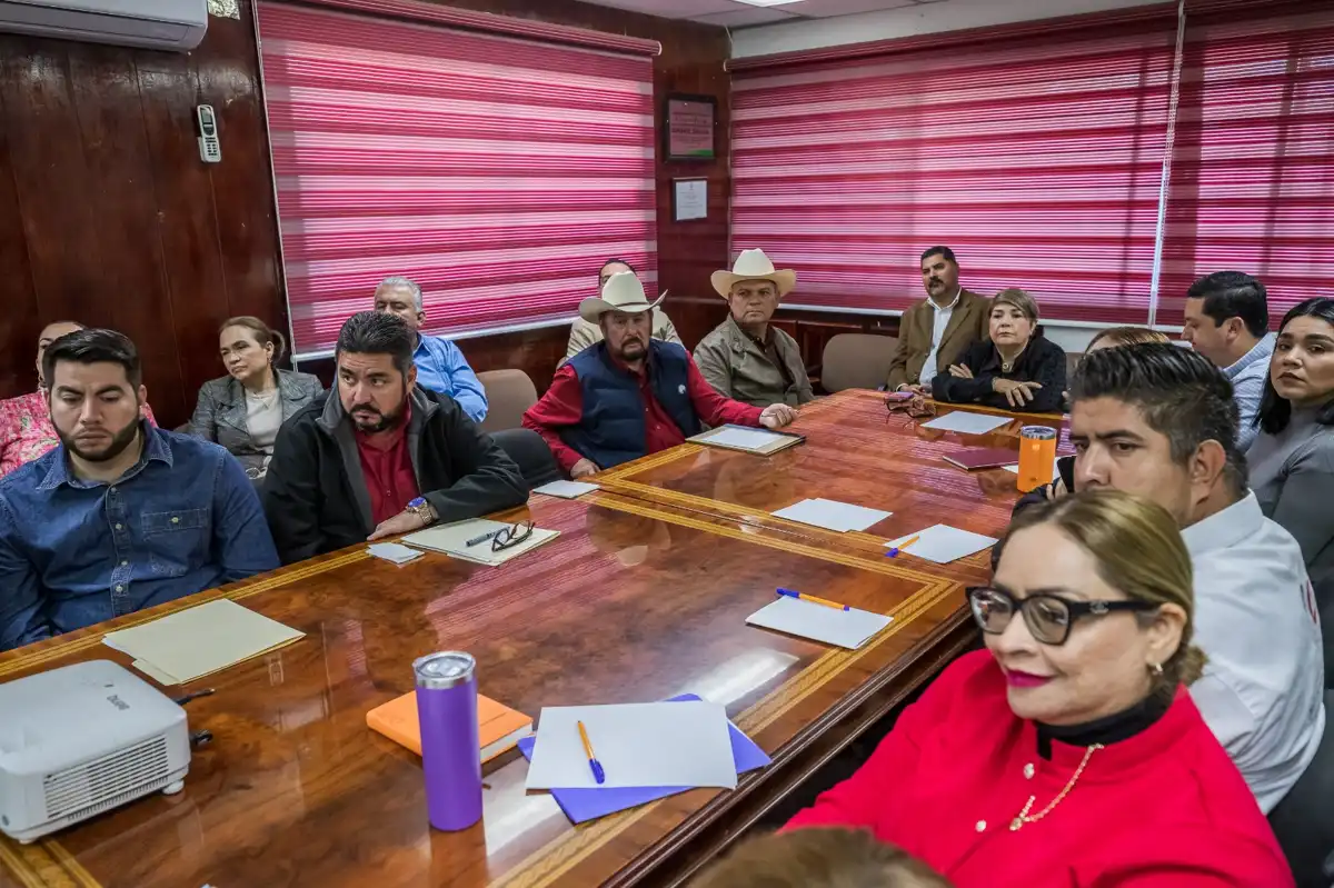 Presidenta municipal de Guasave llama a redoblar esfuerzos para un 2025 más eficiente