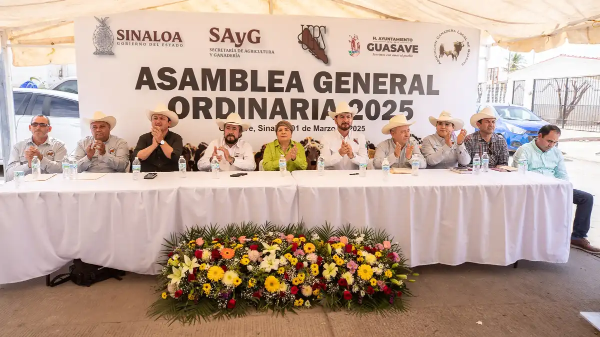 Ayuntamiento de Guasave reafirma apoyo a ganaderos en la toma de protesta de la nueva directiva