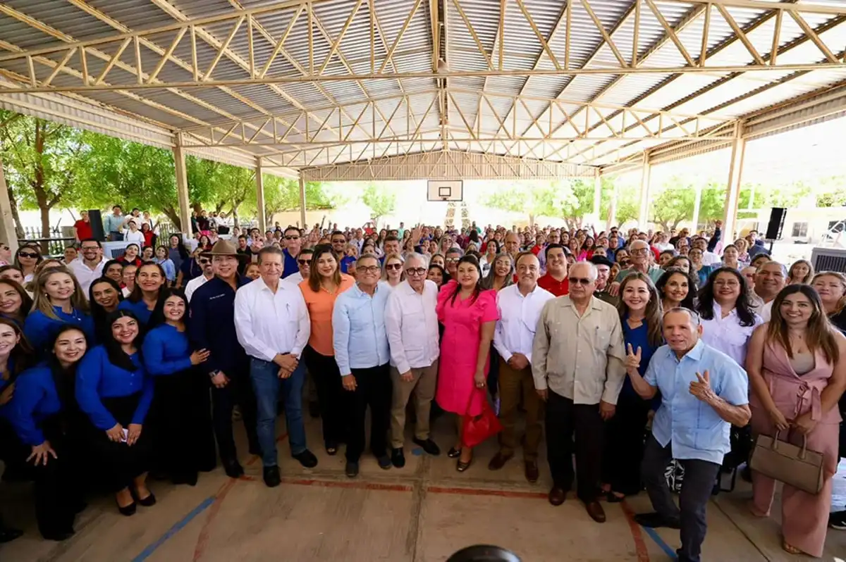 Rocha Moya se compromete a gestionar ante la SEP mejores condiciones laborales para docentes federales