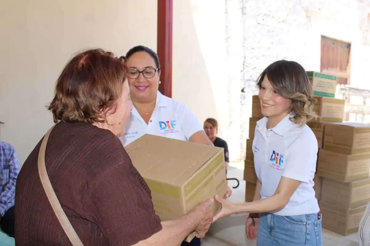 DIF Choix entrega apoyos alimentarios a familias vulnerables en Aguacaliente Grande