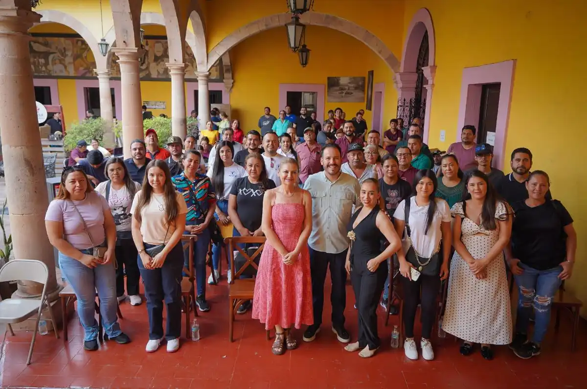 Arranca Equipa Sinaloa 2025 en Cosalá con entrega de equipos a microempresarios