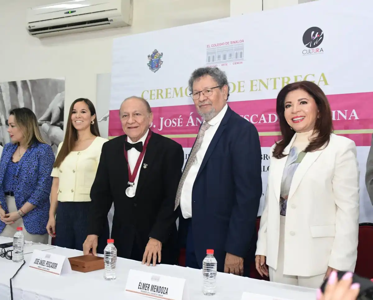 El Colegio de Sinaloa nombra miembro emérito al maestro José Ángel Pescador Osuna