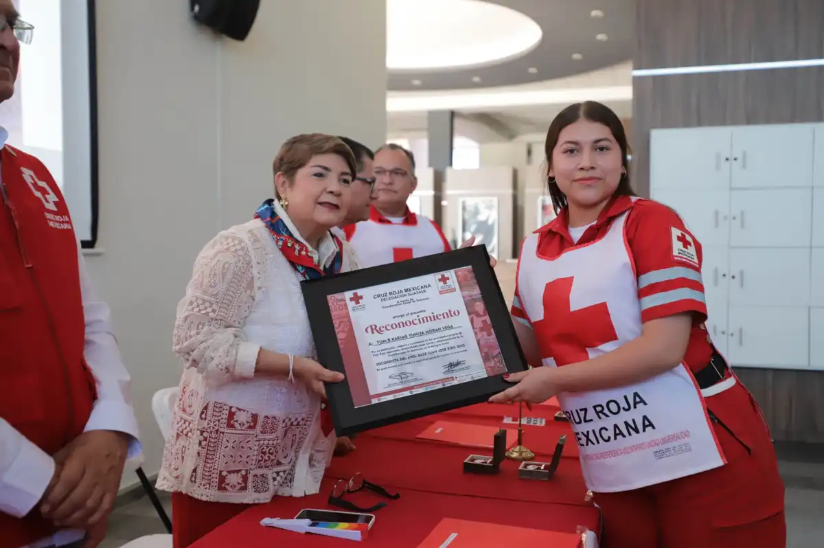 Reconocen a socorristas de Guasave por su entrega y vocación de servicio