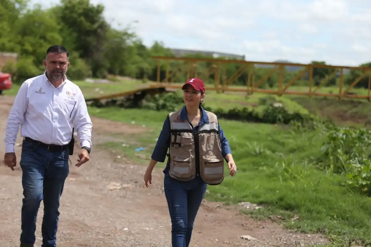 Lluvias intensas causan encharcamientos y movilizan a Protección Civil en Mazatlán
