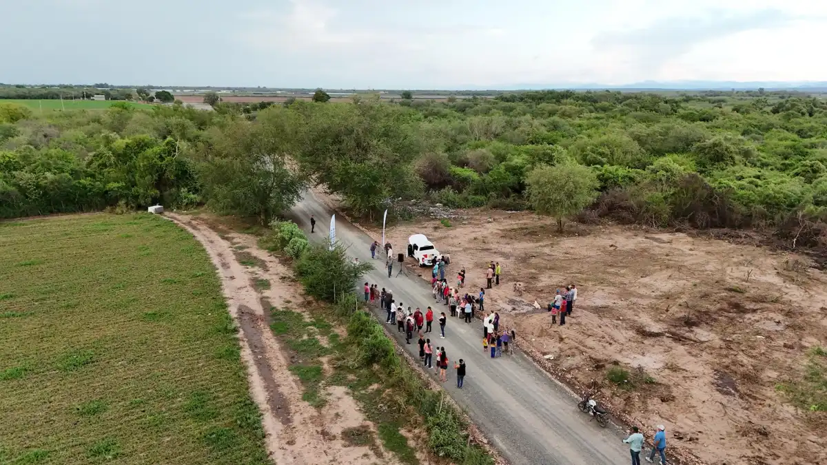 Entregan rehabilitación del camino Las Estacas–Tehueco en El Fuerte