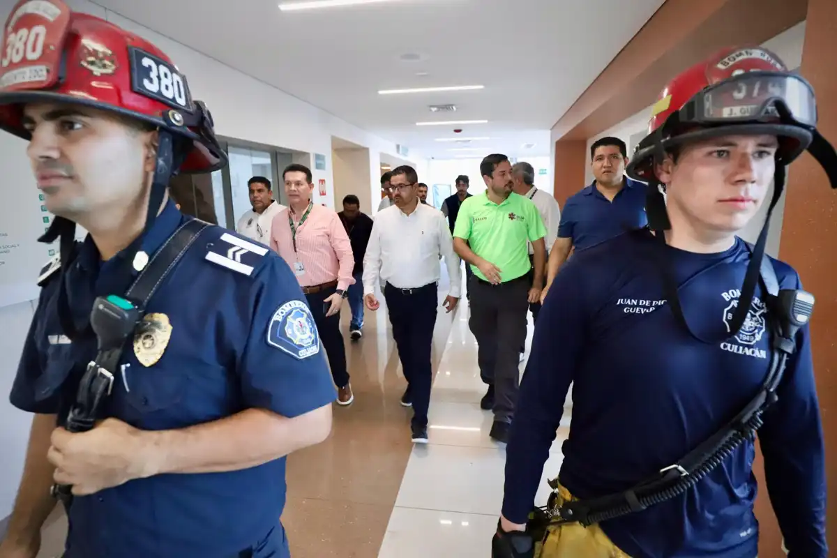 Incendio en el Hospital General de Culiacán obliga a evacuar a 90 pacientes sin dejar heridos