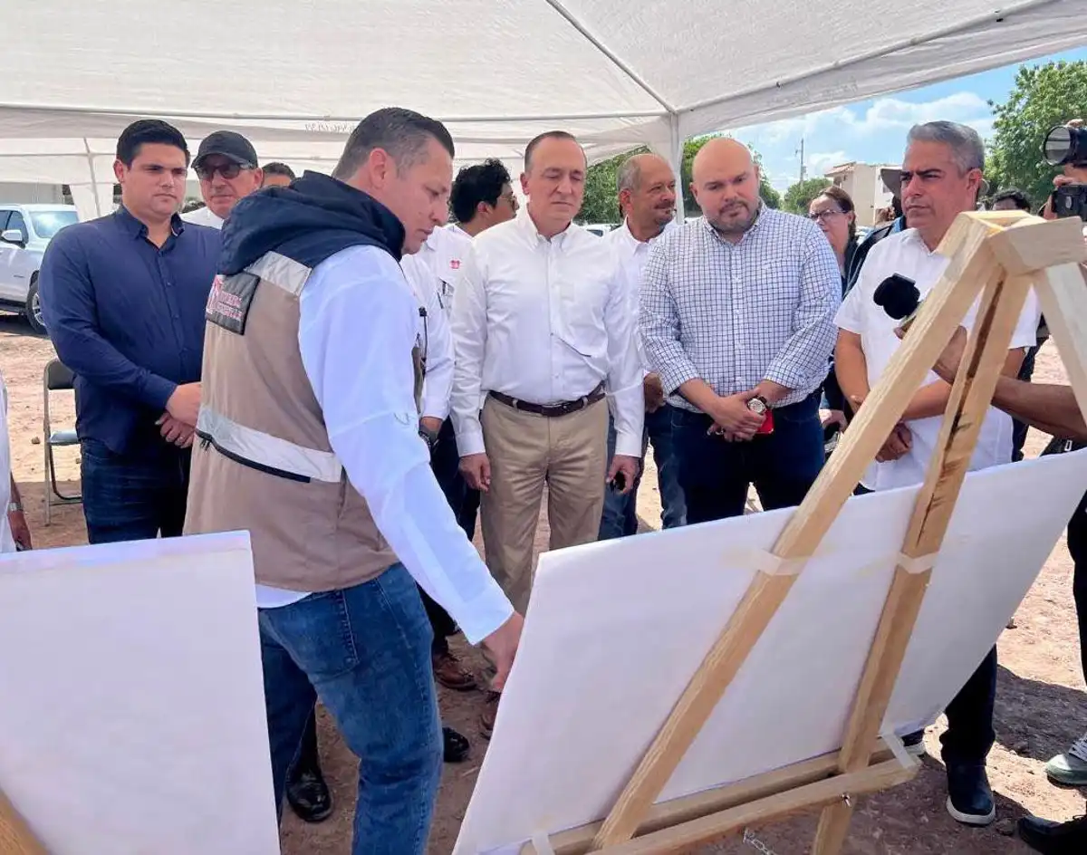 Supervisan avances del programa de vivienda digna en Ahome
