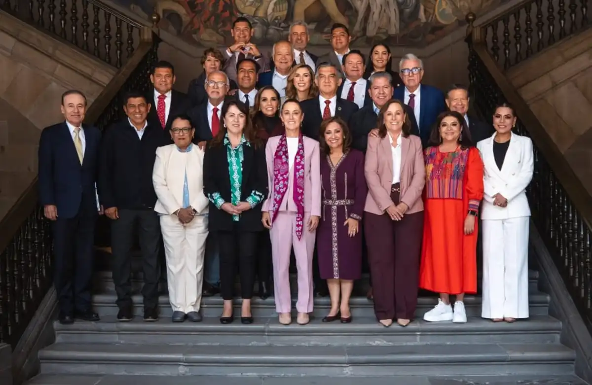 Gobernador Rubén Rocha Moya participa en reunión nacional sobre avances del IMSS-Bienestar