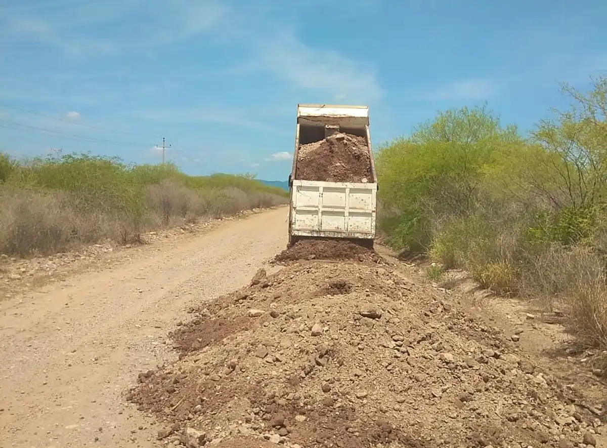 Inicia rehabilitación del camino que conecta La Bajada del Monte con carretera El Fuerte–Los Mochis