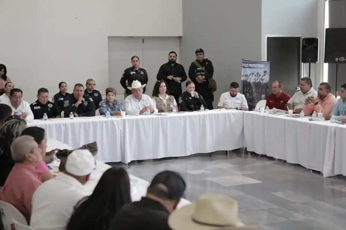 Fortalecen la coordinación en seguridad con síndicos y comisarios municipales