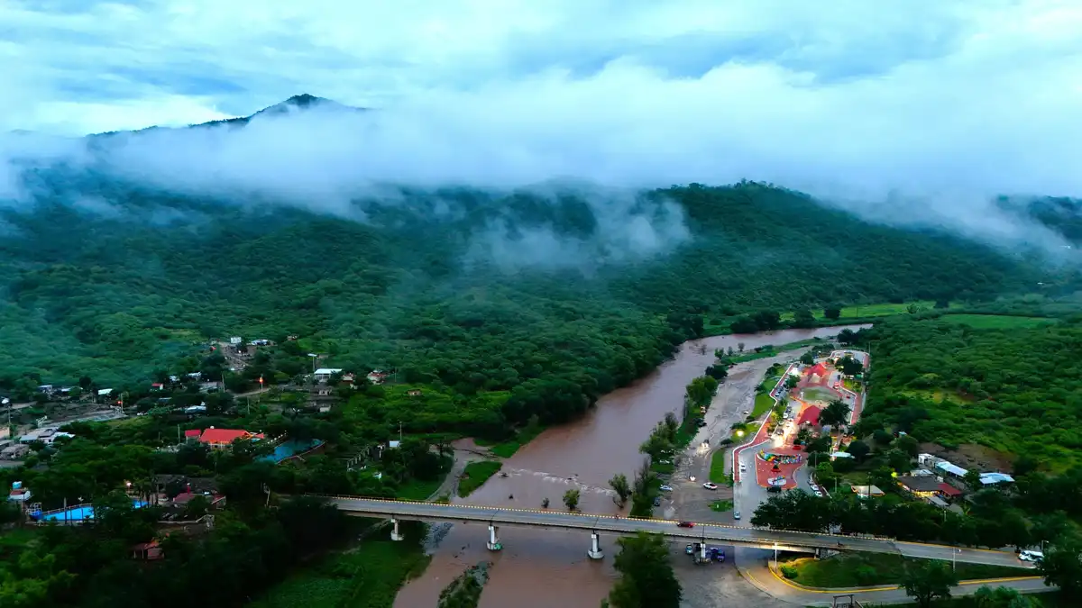 Choix presume su belleza natural en Parque El Vado tras las lluvias