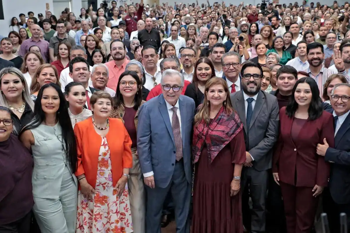Diputados de Morena en Sinaloa presentan 37 iniciativas en su Primer Informe; Rocha Moya respalda su trabajo