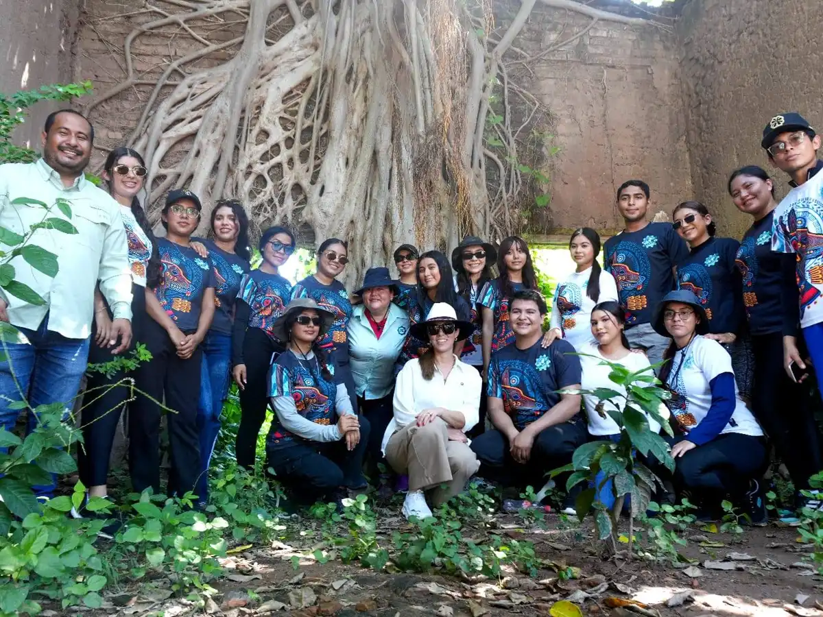 Mireya Sosa Osuna fortalece turismo con rostro social en Escuinapa