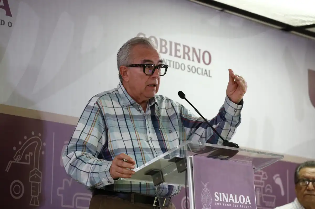 Rocha Moya impulsa reactivación económica de Altata con apoyos a restauranteros y comerciantes
