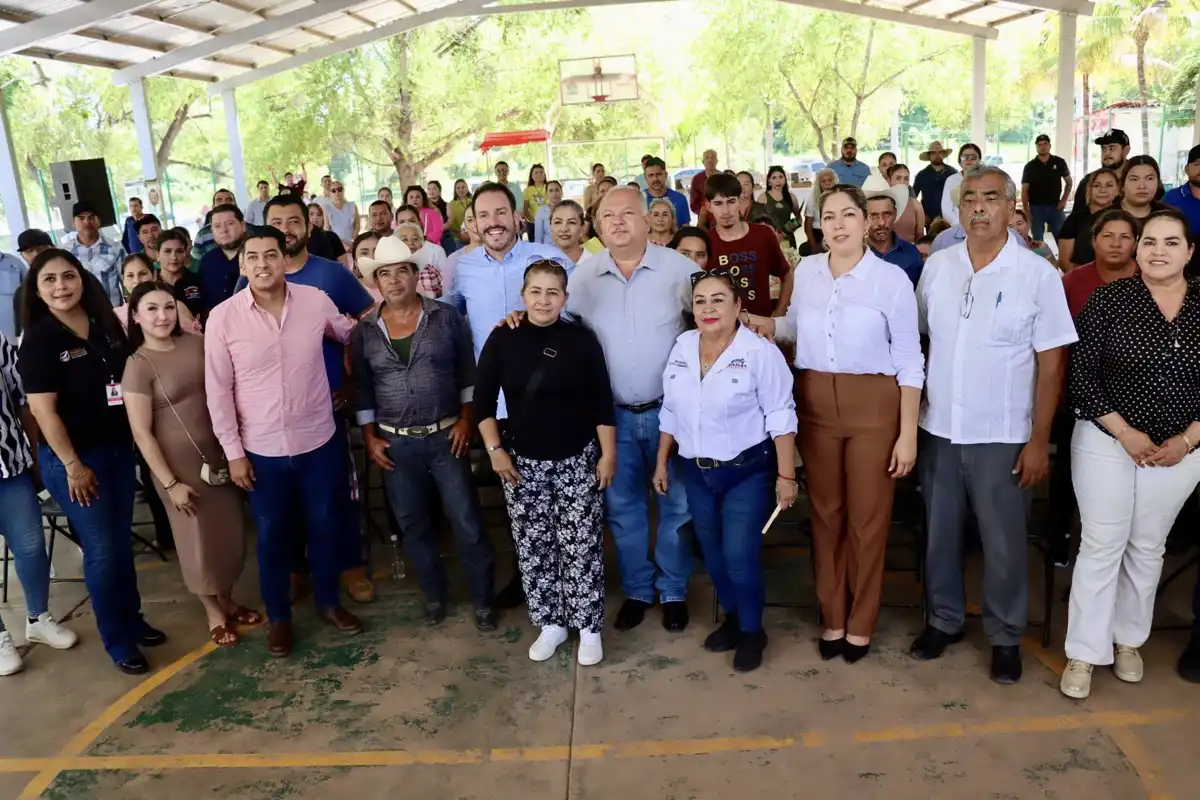 Entregan apoyos a microempresarios de Sinaloa de Leyva con el programa “Equipa Sinaloa”