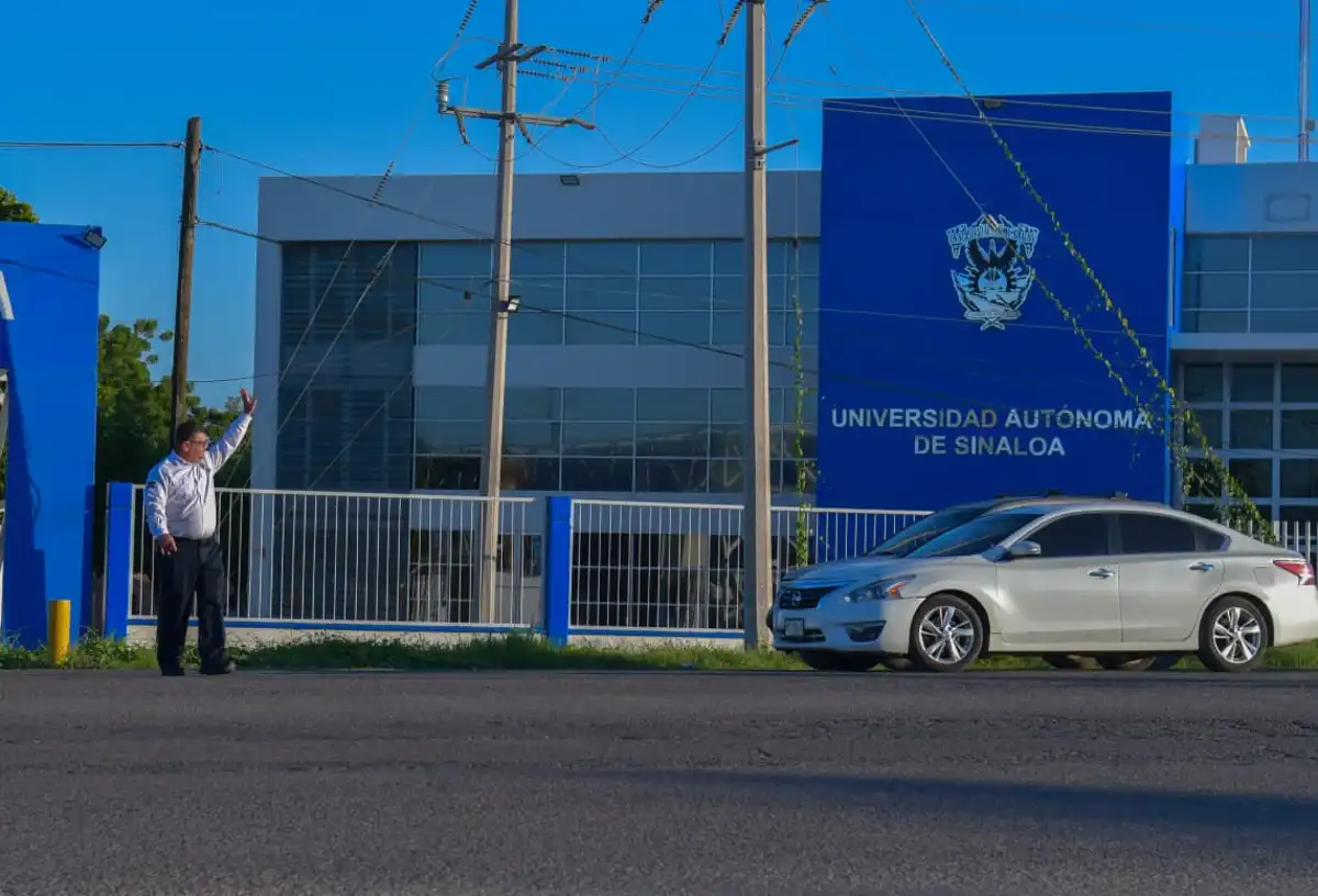 Refuerzan seguridad vial en zonas escolares de Salvador Alvarado para prevenir accidentes