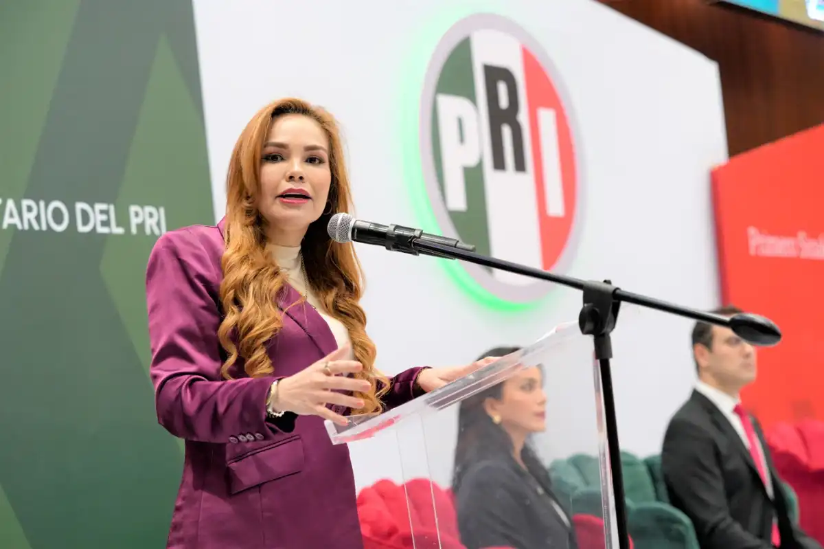 Paola Gárate rinde su Primer Informe Legislativo y reafirma su compromiso con la paz y la justicia en Sinaloa
