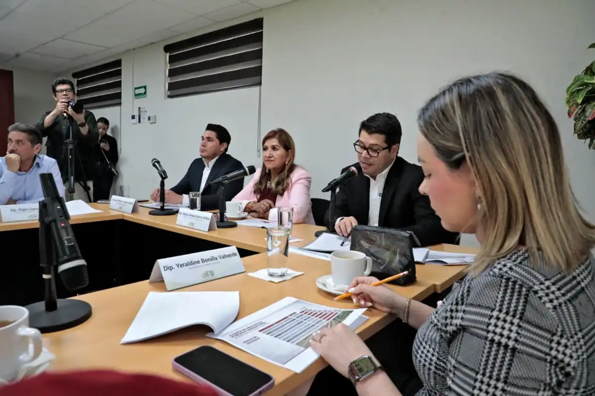 Gobierno de Sinaloa reporta avances del Plan de Reactivación Económica y Social ante el Congreso