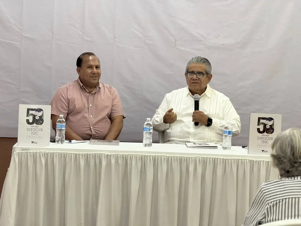 San Ignacio celebra la presentación del libro “DIFOCUR–ISIC 50 Años” que conmemora cinco décadas de historia cultural