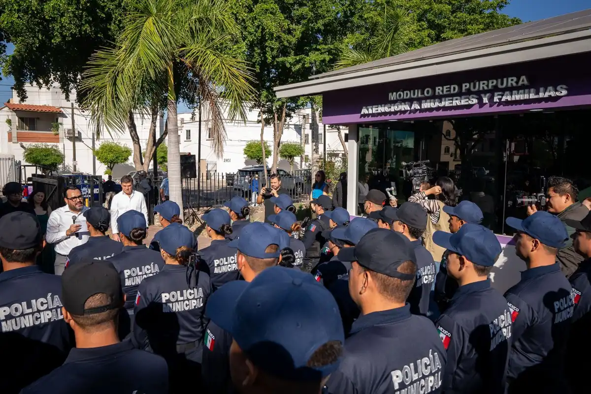 Gámez Mendívil da la bienvenida a 33 nuevos policías e inaugura Módulo Red Púrpura en Culiacán