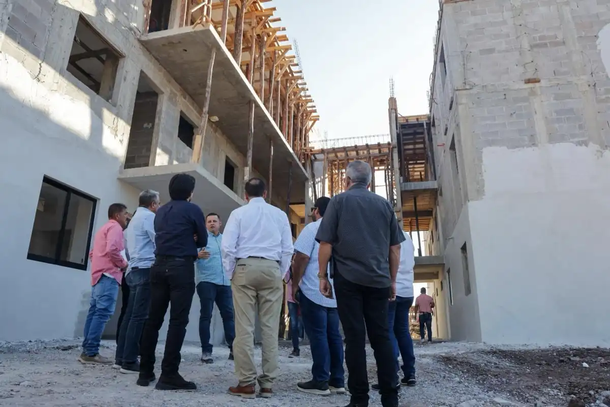 Avanza la construcción del Programa de Viviendas para Familias Vulnerables en Ahome