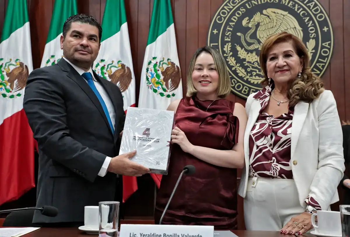 Gobierno de Sinaloa entrega el Cuarto Informe de Rubén Rocha Moya al Congreso del Estado