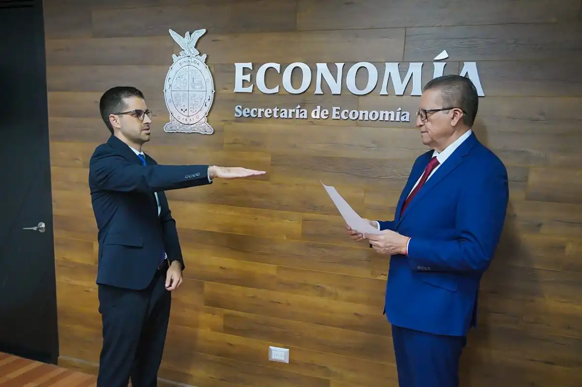 Rocha Moya nombra a Roberto Sánchez Angulo como nuevo Subsecretario de Promoción Económica en Sinaloa