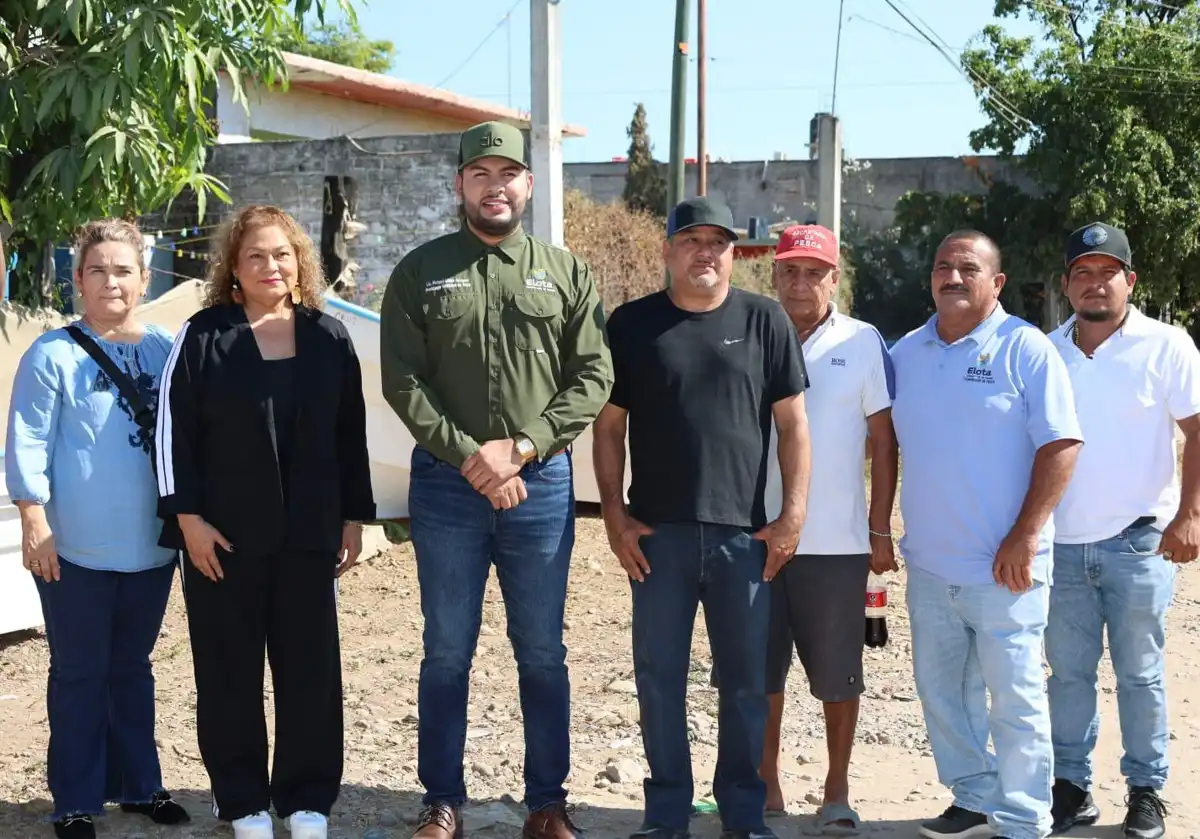 Entregan embarcaciones y motores a pescadores de Elota para fortalecer su productividad