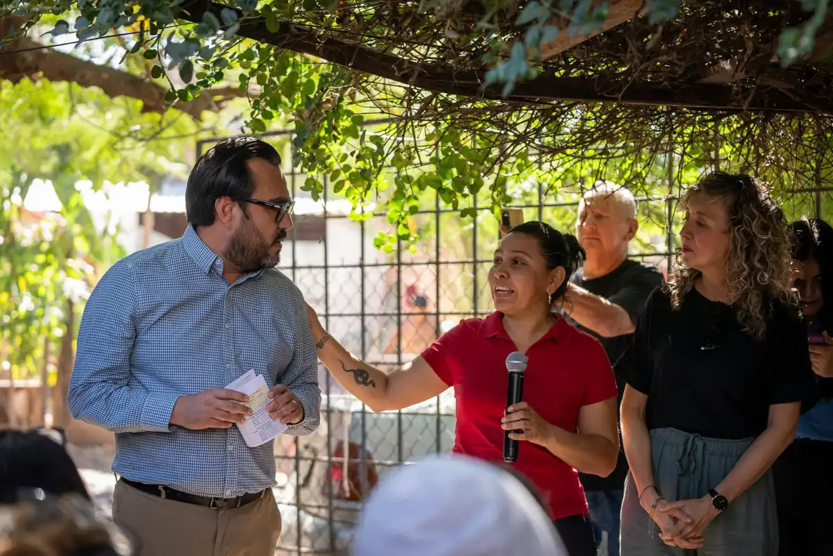 Impulsan economía local con entrega de apoyos a mujeres emprendedoras en Culiacán
