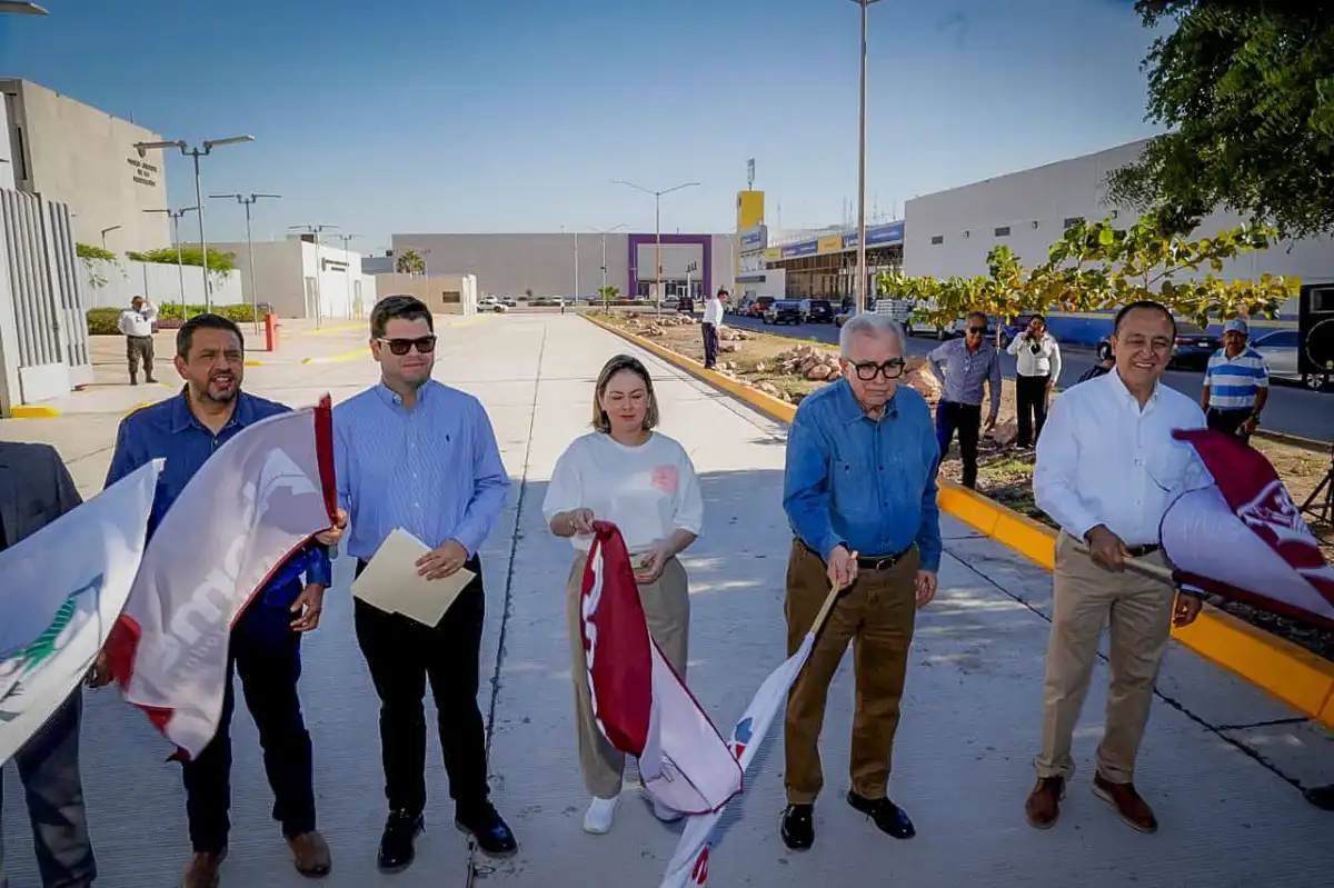 Inaugura Rubén Rocha Moya el bulevar Zacarías y supervisa obras de drenaje en Los Mochis