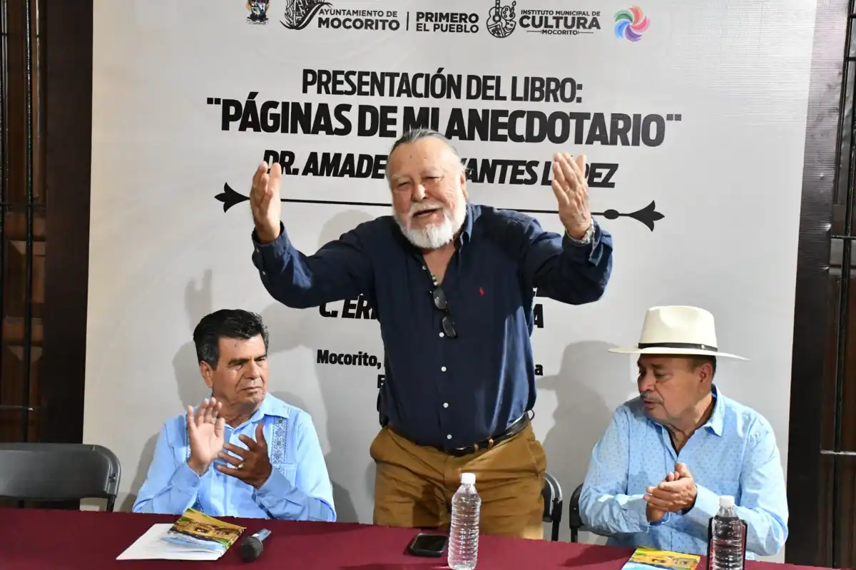 Presentan en Mocorito el libro “Páginas de mi anecdotario”, obra que rescata la memoria y tradiciones del municipio
