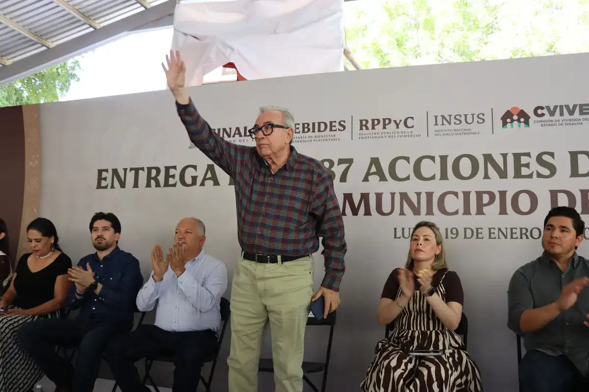 Entregan más de 3 mil documentos agrarios para brindar certeza jurídica en Sinaloa de Leyva