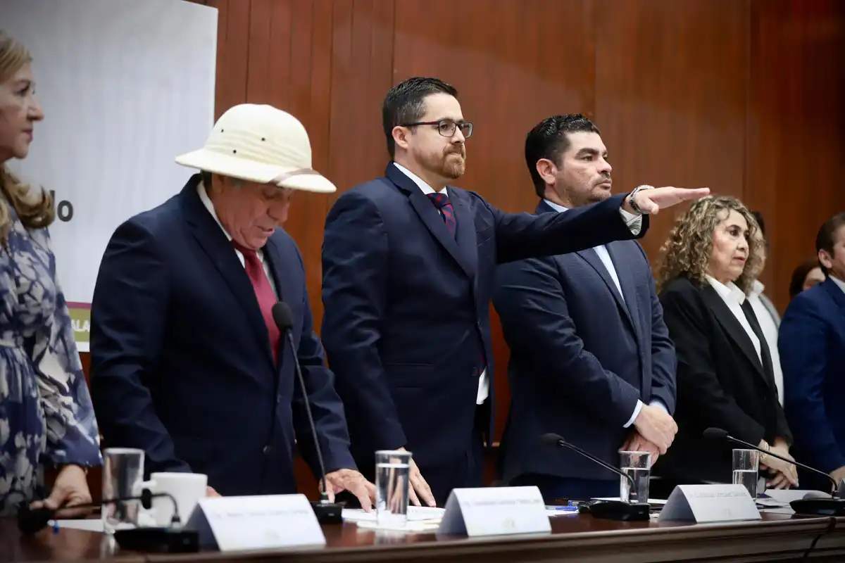 Salud en Sinaloa fortalece atención infantil, oncológica y hospitalaria durante la glosa del Cuarto Informe