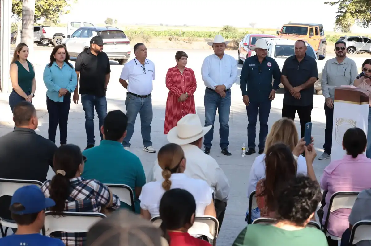 Norotillos estrena su primera calle pavimentada en Guasave con inversión de 4.4 millones